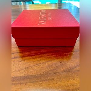 Valentino Garavani shoe box
